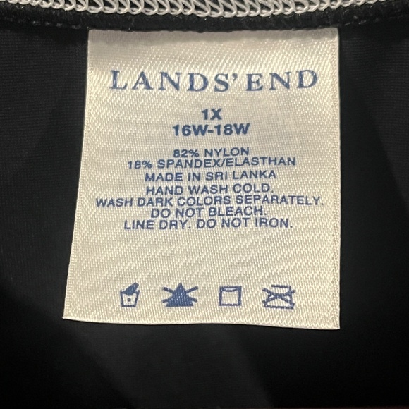 Land’s End Women’s Black Long Sleeve Rash Guard T-shirt Size 1X - Picture 3 of 3